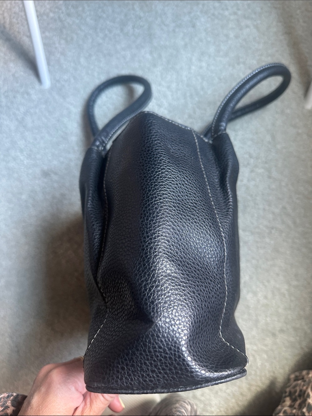Tod’s Shoulder Bag - Picture 9 of 13